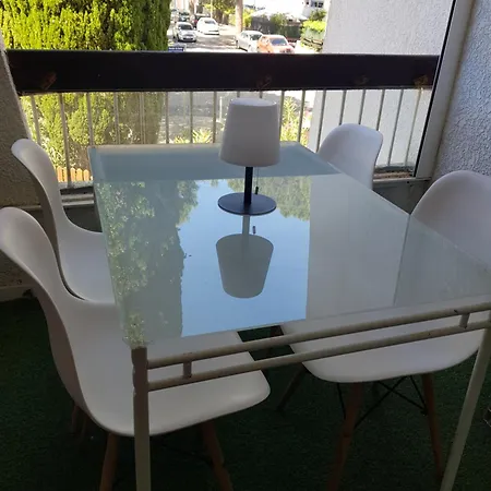 Corail - 2min Centre - Clim - Wifi - Parking Prive - Ideal Famille - Motte *