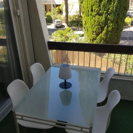 Corail - 2min Centre - Clim - Wifi - Parking Prive - Ideal Famille - Motte Apartamento