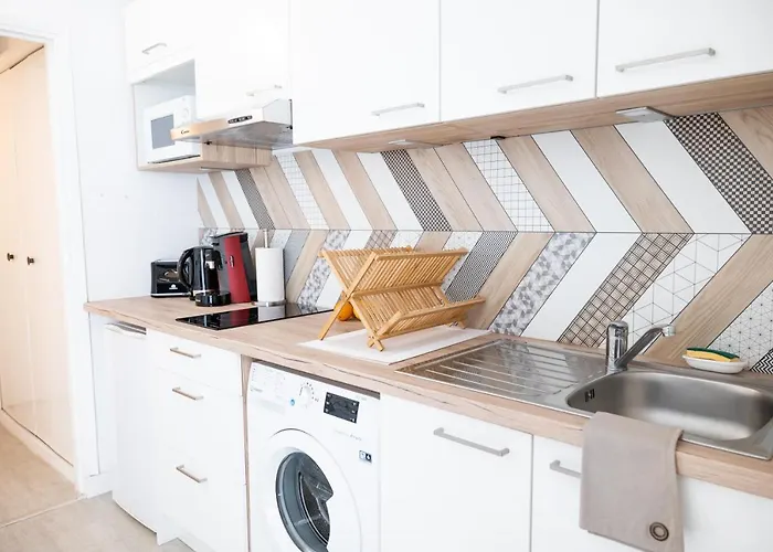 Corail - 2min Centre - Clim - Wifi - Parking Prive - Ideal Famille - Motte La Grande-Motte